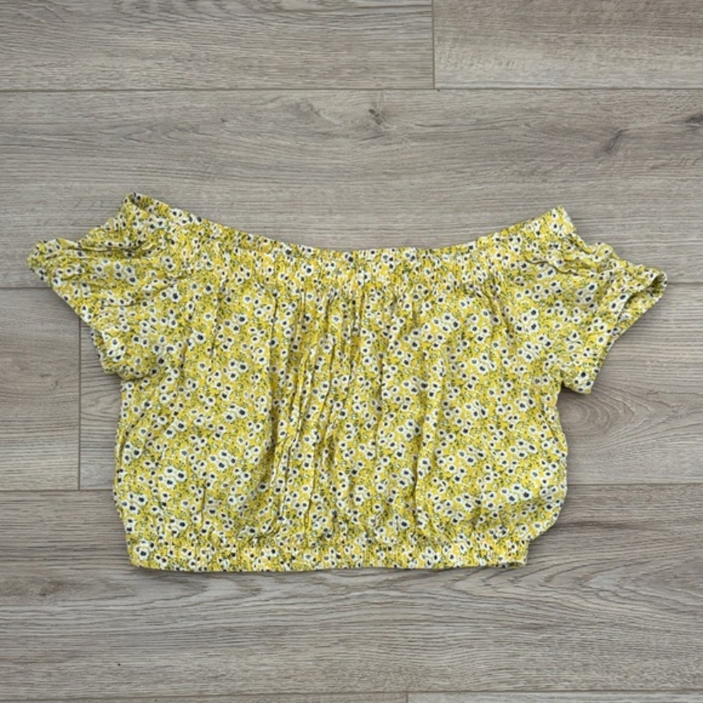 Forever 21 Yellow Floral Off-Shoulder Blouse